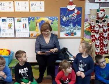 01_18_ INNOWACJA PEDAGOGICZNA - CZYTAJ RAZEM Z NAMI - Z UDZIAŁEM BABCI NASZEGO PRZEDSZKOLAKA