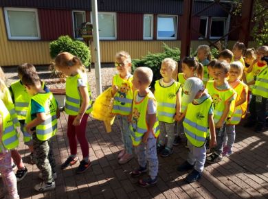 09_29_UCZESTNICZYMY W AKCJI SPRZĄTANIE ŚWIATA
