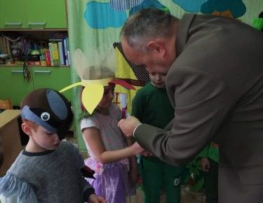 PASOWANIE NA MIŁOŚNIKA PRZYRODY - PRZEDSTAWIENIE INSCENIZACJI W HARMONII Z PRZYRODĄ
