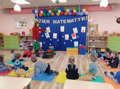 04_22_DZIEŃ  MATEMATYKI
