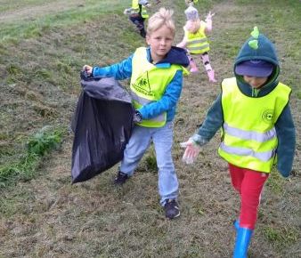 10_22_16.09.2022 AKCJA SPRZĄTANIE ŚWIATA