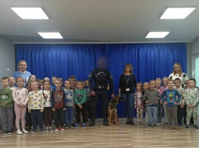 02_17_Wizyta Policjanta