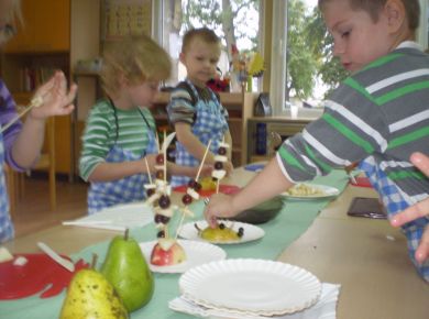 W grupie 4 - latków krzątanie od rana