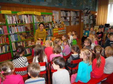 Święto Pluszowego Misia - spotkanie w Bibliotece Miejskiej.